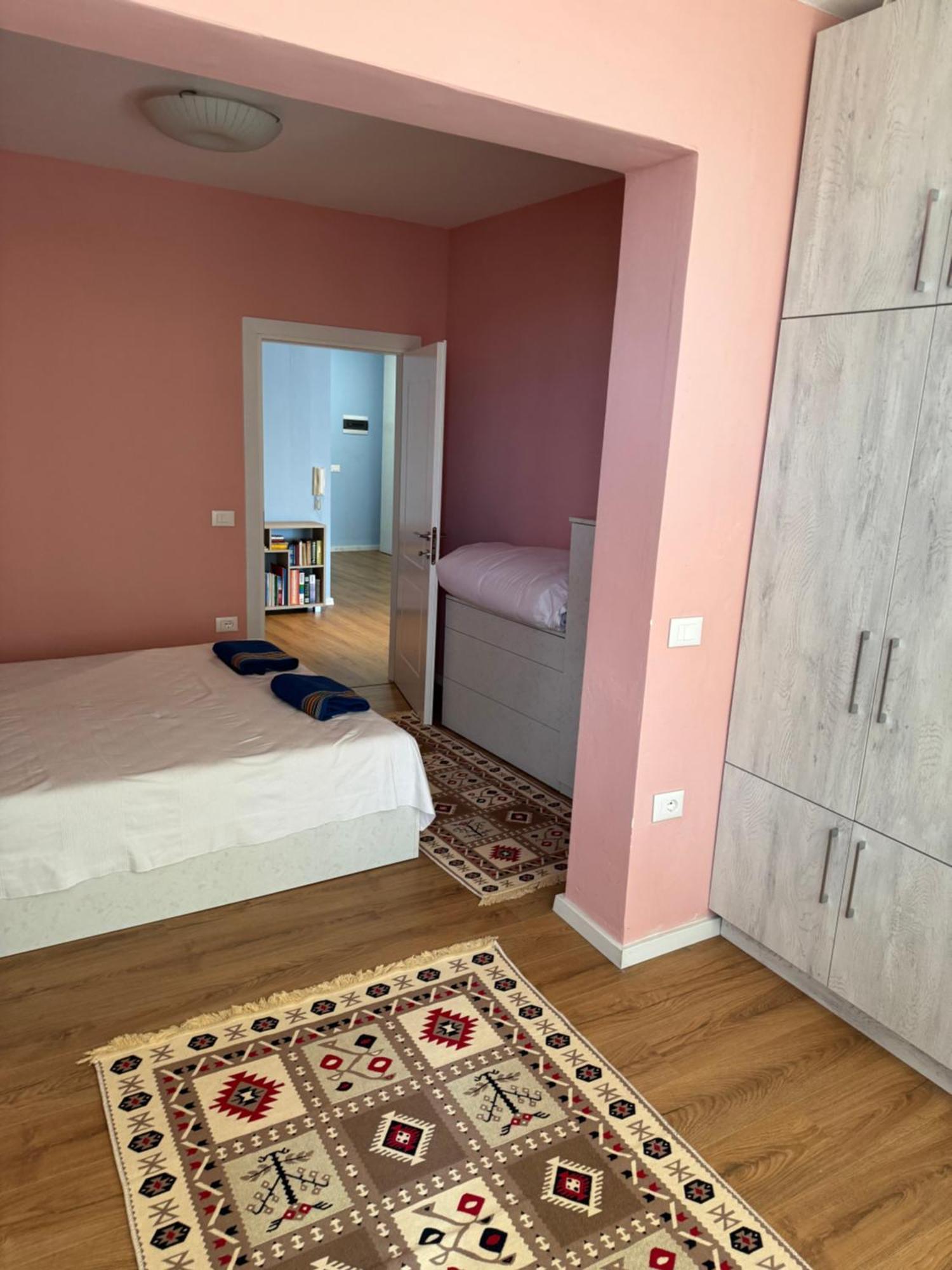 Apartment Centre Lions Gate 3 Tirana